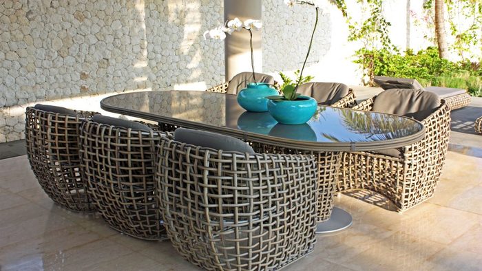 Выбор садовой мебели для террас и балконов